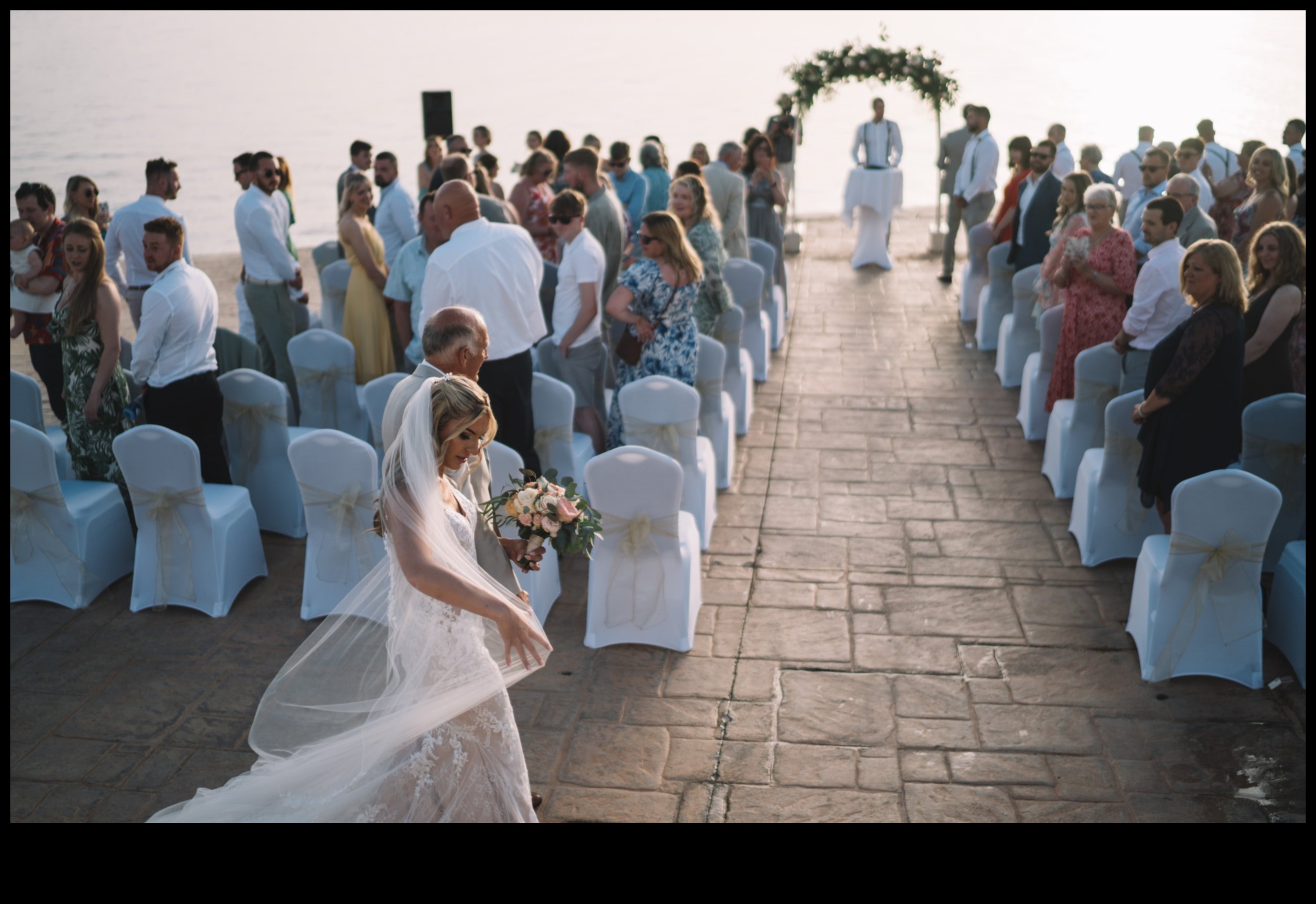 Αιώνιες στιγμές Αποτυπώστε τον τέλειο γάμο σας με εικόνες και λέξεις 3 Αιώνιες στιγμές: Ο τέλειος γάμος σας καταγράφηκε